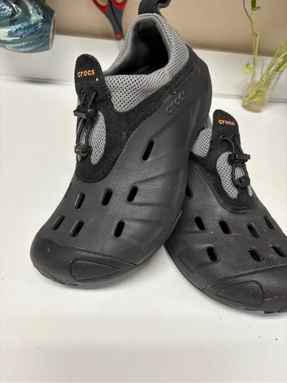 CROCS Black and Gray Slip-On Lightweight Clogs men’s size 8